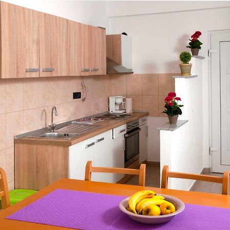 Apartment Kraljevic Blato na Cetini Bagian luar foto
