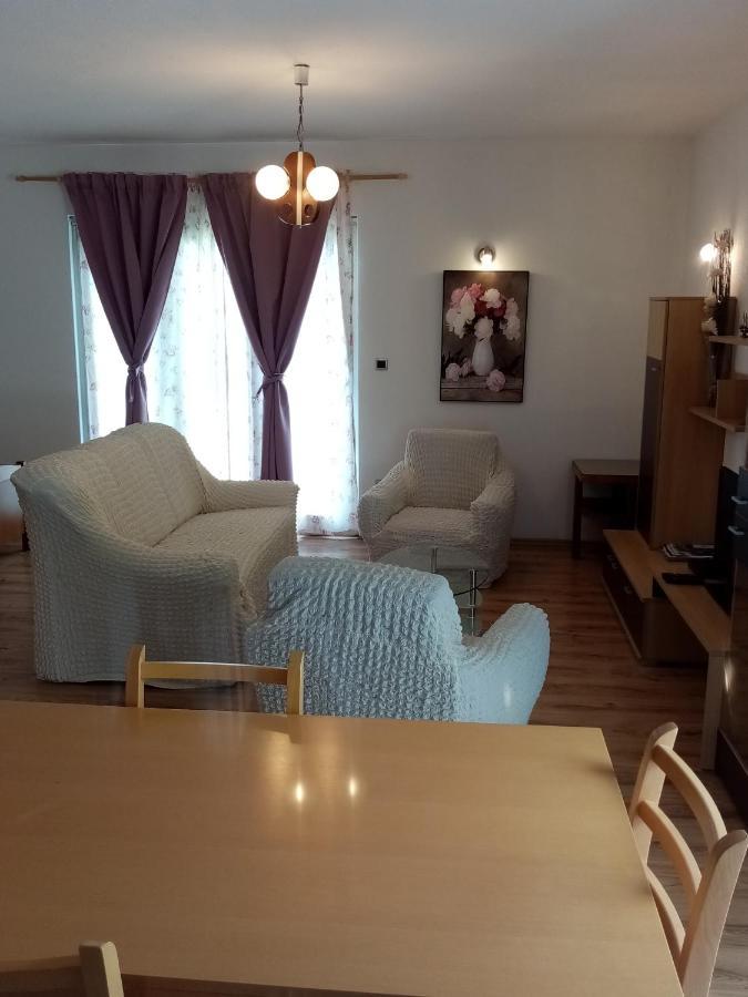 Apartment Kraljevic Blato na Cetini Bagian luar foto