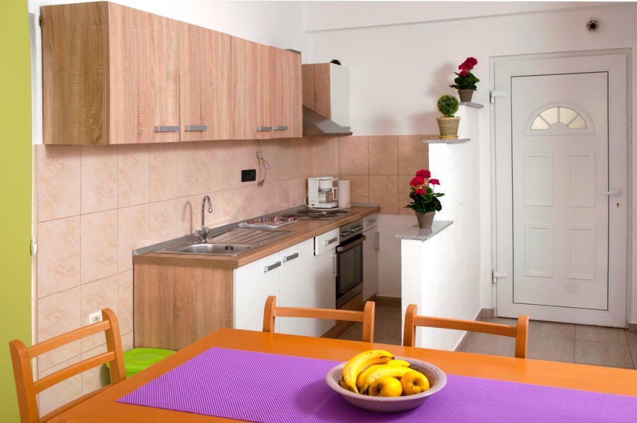 Apartment Kraljevic Blato na Cetini Bagian luar foto